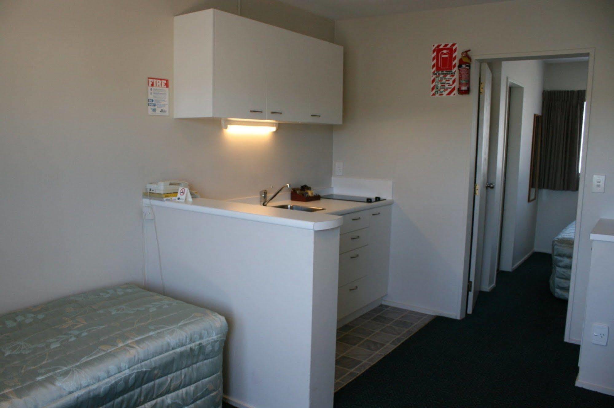 88 Wallace Court Motel Wellington Ngoại thất bức ảnh